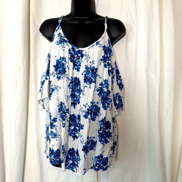 Torrid Women's Sz 1 (Equiv=14/16 or 1x)Top Wht/Blue Floral Peekaboo Shoulder EUC - Picture 1 of 5